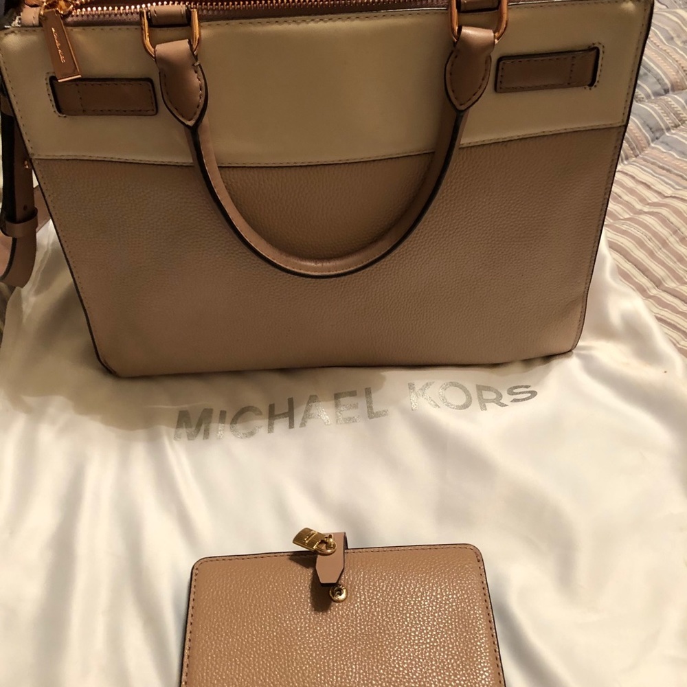 SOLD!    Satchel